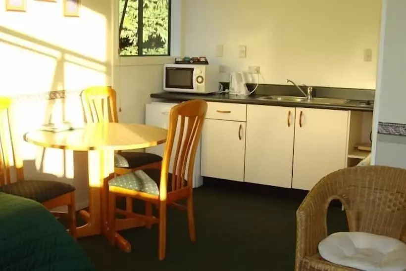 Kiwi Park Motels