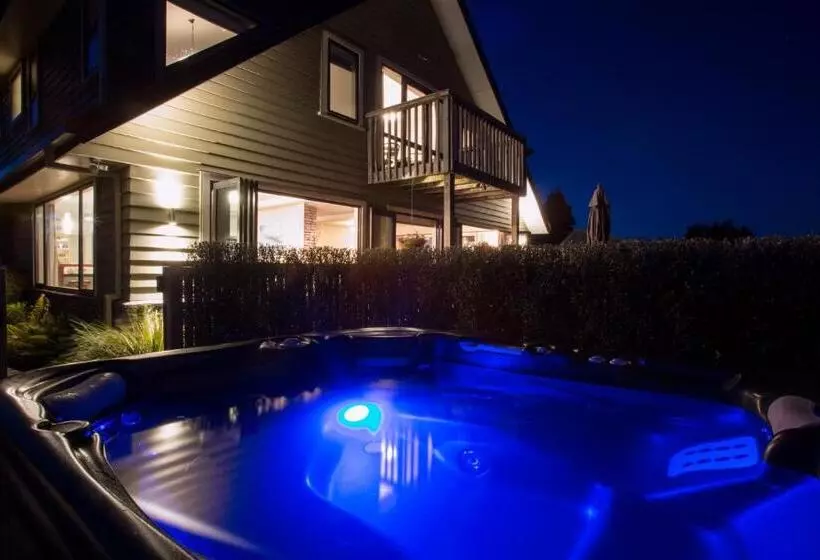 Manuka Lodge B&b