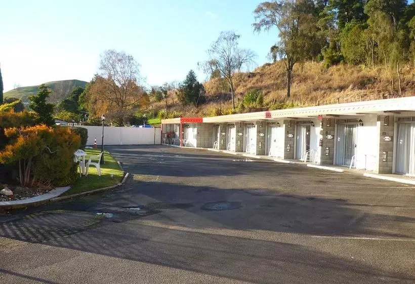 Safari Motel