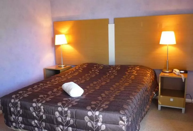 Safari Motel