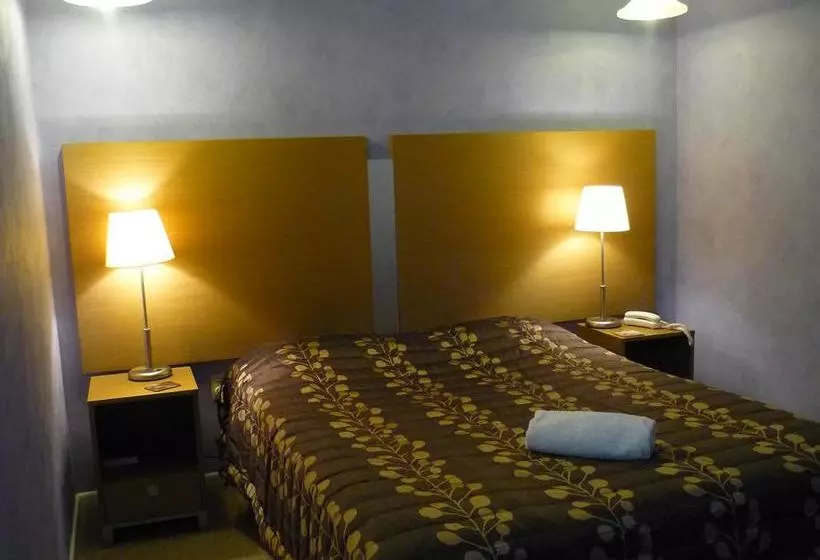 Safari Motel