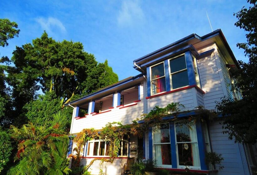 Shady Rest Bed & Breakfast