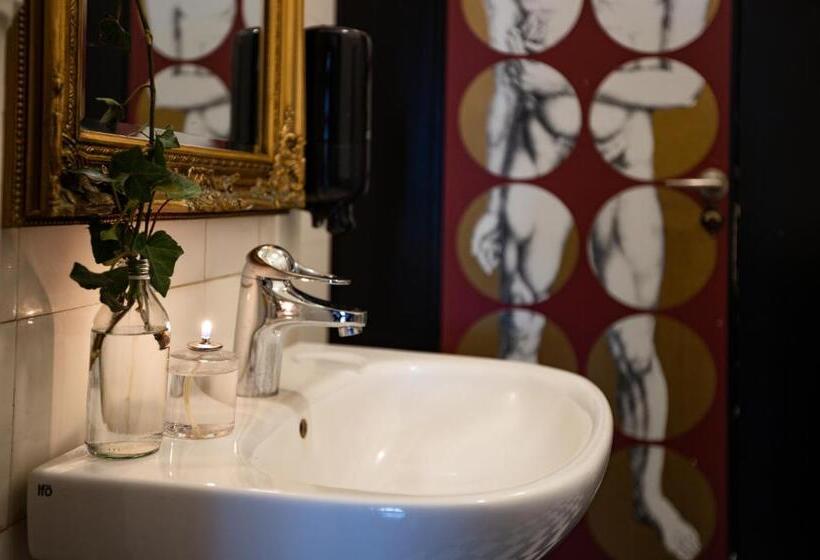 Systrar & Bonor Bed And Breakfast