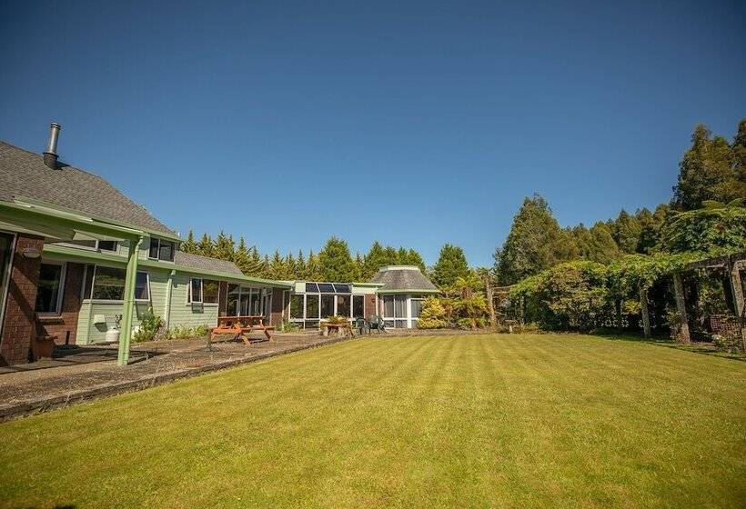 Woodland Glen Lodge B&b