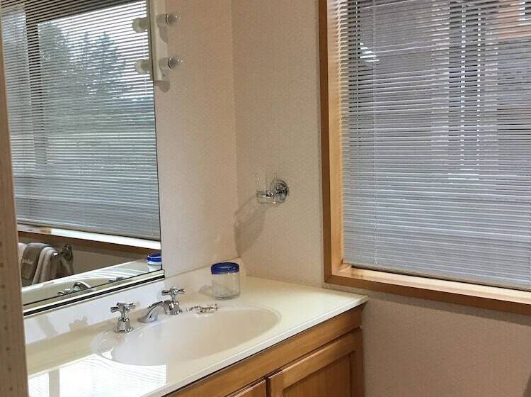 Woodland Glen Lodge B&b