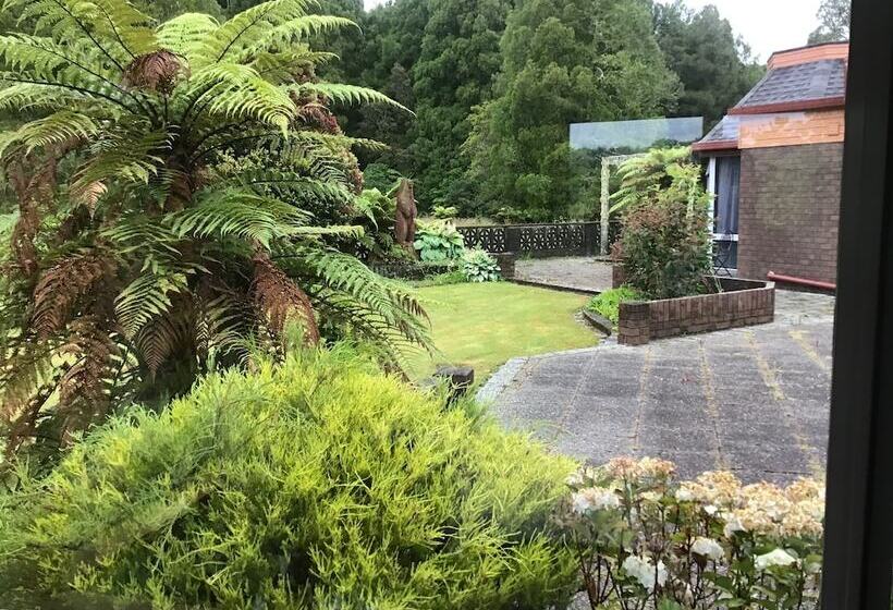 Woodland Glen Lodge B&b