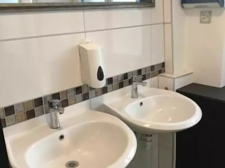 Retkeilymaja Hebergement Du Pod