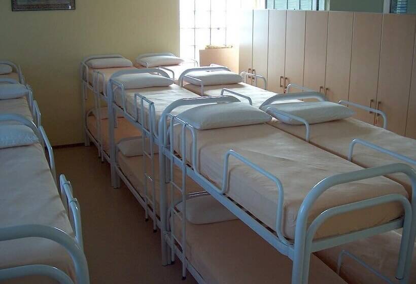 הוסטל Hebergement Du Pod