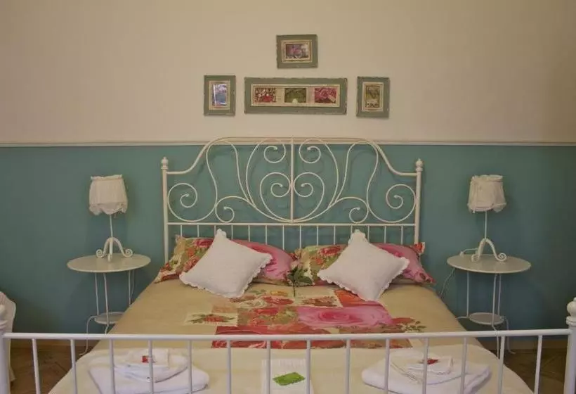 ベッドアンドブレックファースト Bed & Blessing / Casa Borgo