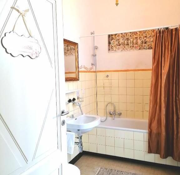 مبيت وإفطار Bed & Blessing / Casa Borgo