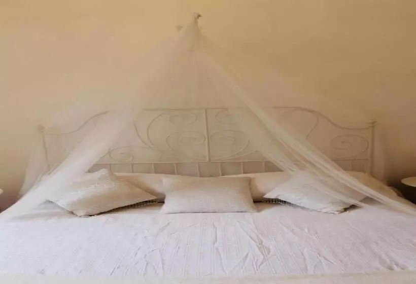 ベッドアンドブレックファースト Bed & Blessing / Casa Borgo