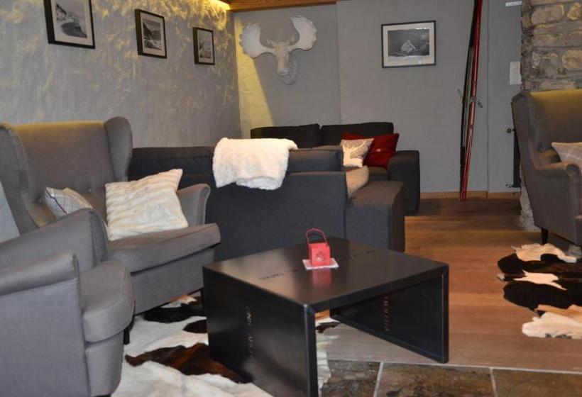 צימר Le Chalet De L Atelier   Le Nord