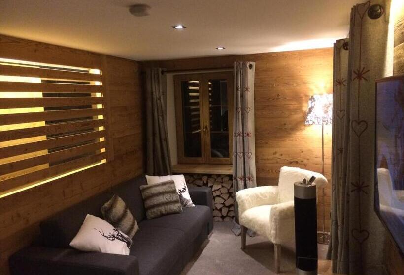 צימר Le Chalet De L Atelier   Le Nord