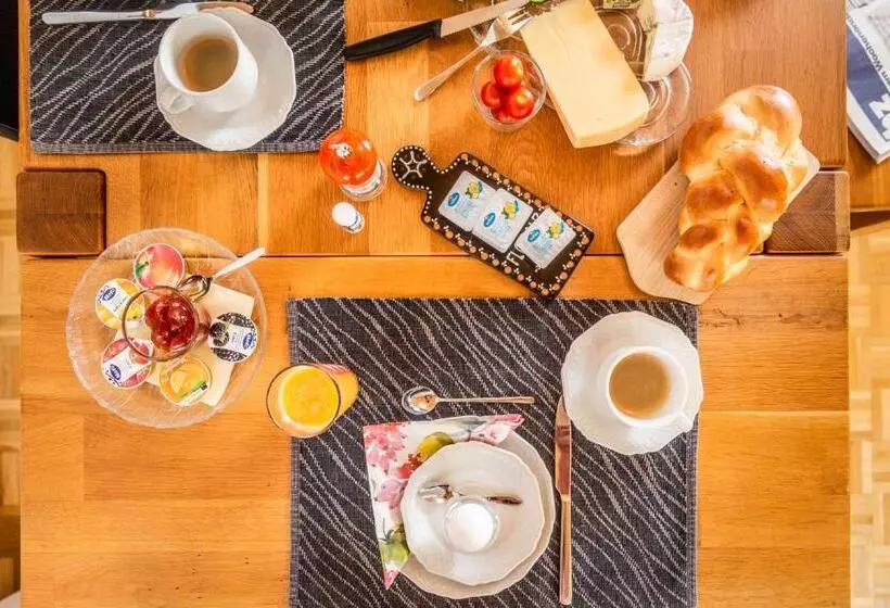 ベッドアンドブレックファースト Mybednbreakfast In Bottmingen