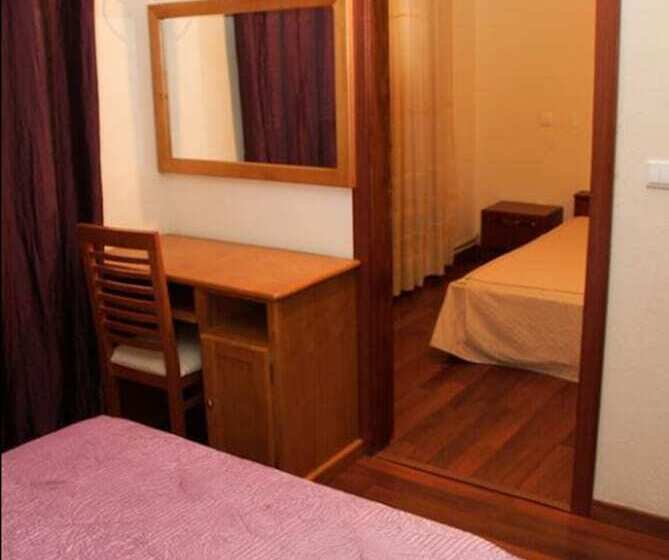 تختخواب و صبحانه Residencial Parque