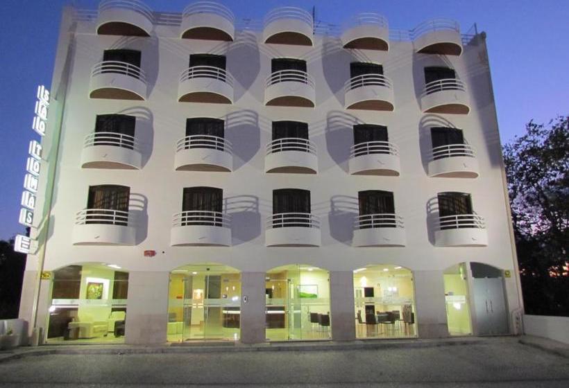 تختخواب و صبحانه Sao Tomas