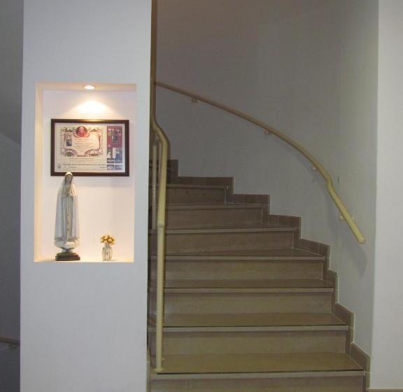 تختخواب و صبحانه Sao Tomas