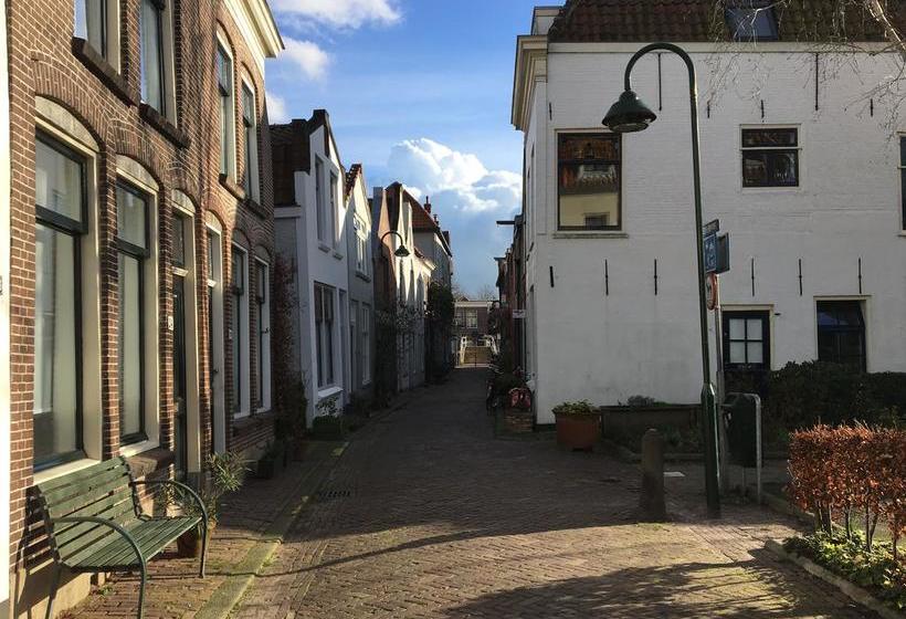 Betty Blue Bed & Breakfast