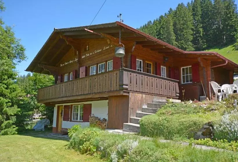Chalet Iris