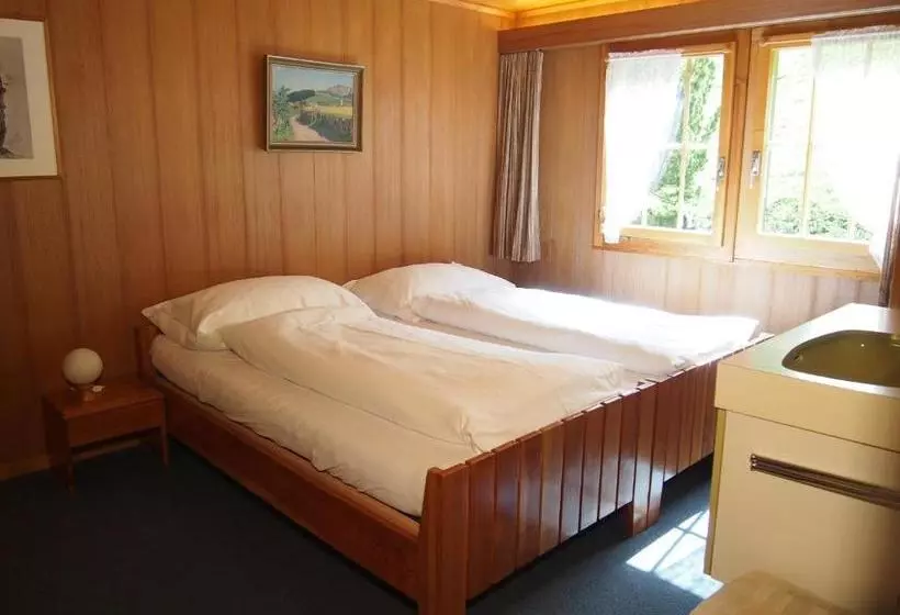 Chalet Iris