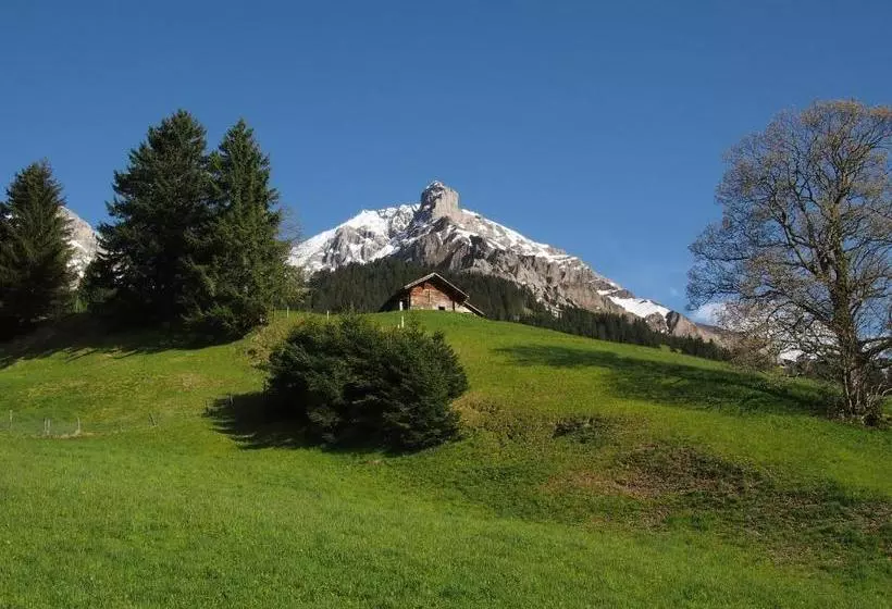 Chalet Iris