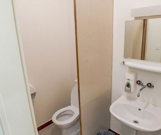 فندق & Backpackers Zak Schaffhausen