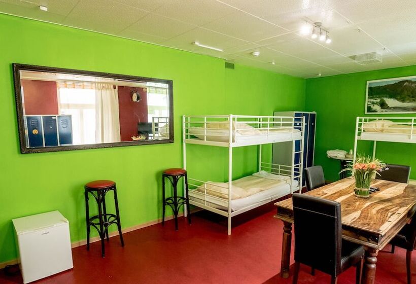 فندق & Backpackers Zak Schaffhausen