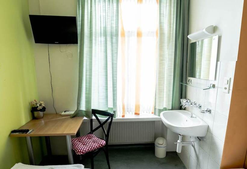 فندق & Backpackers Zak Schaffhausen