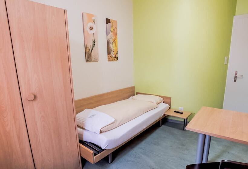 فندق & Backpackers Zak Schaffhausen