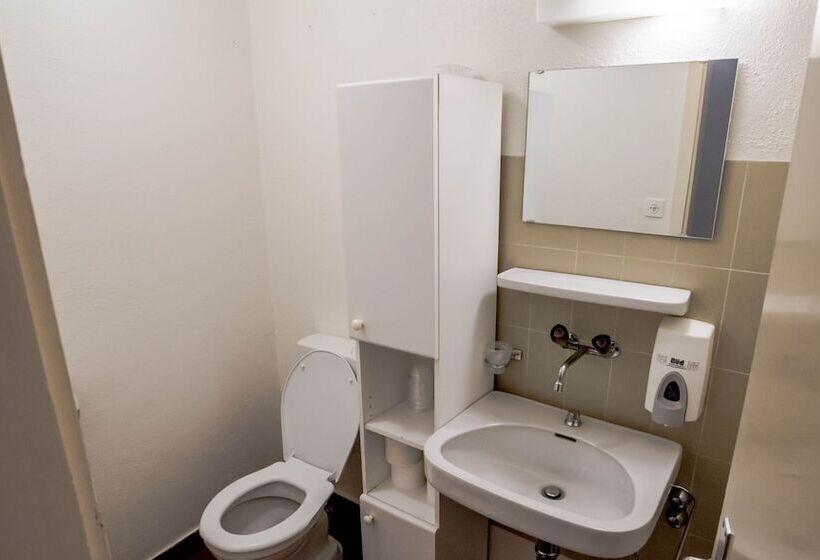 فندق & Backpackers Zak Schaffhausen