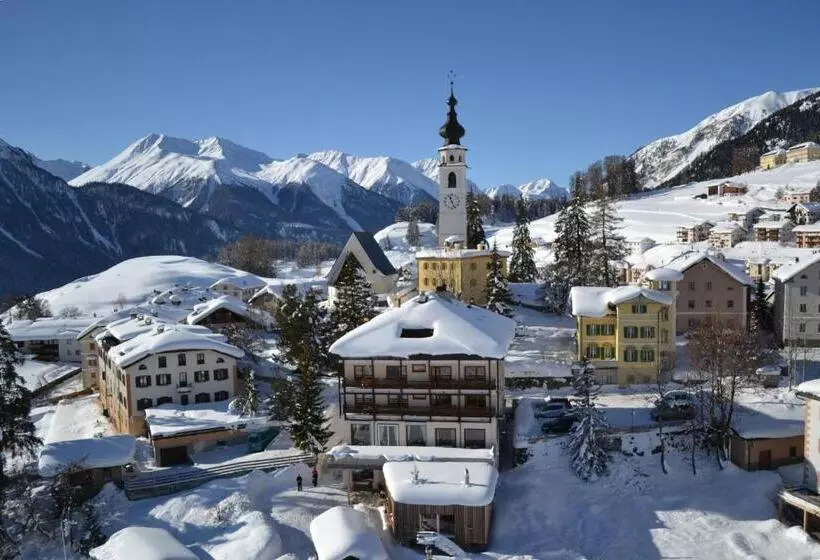 Hotelli Bellavista Ftan