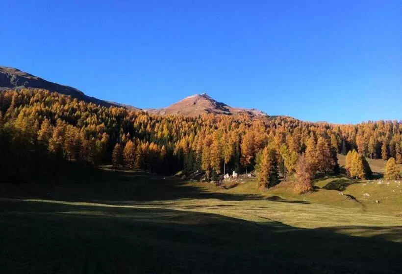 Hotelli Bellavista Ftan
