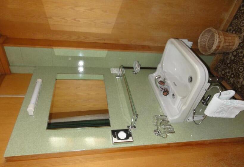 בית מלון כפרי Cima