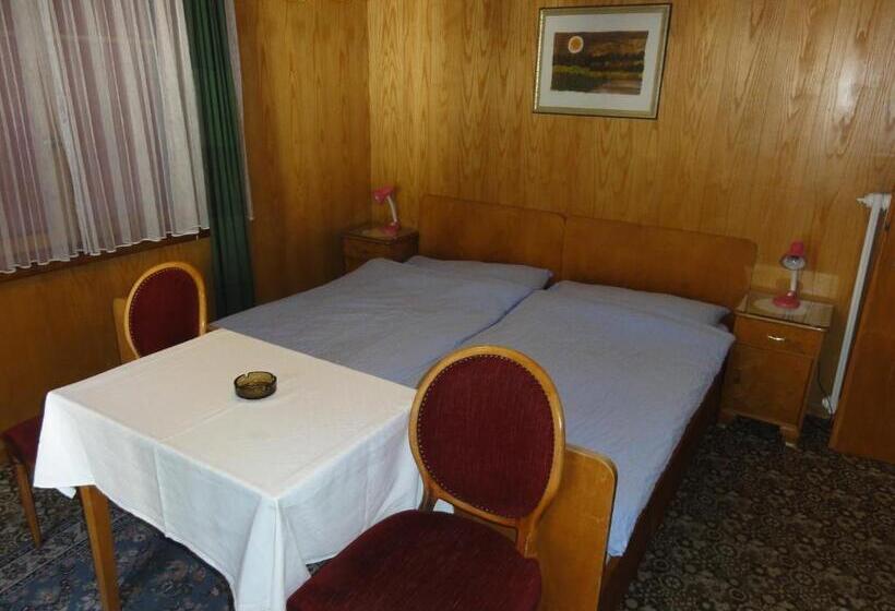 בית מלון כפרי Cima