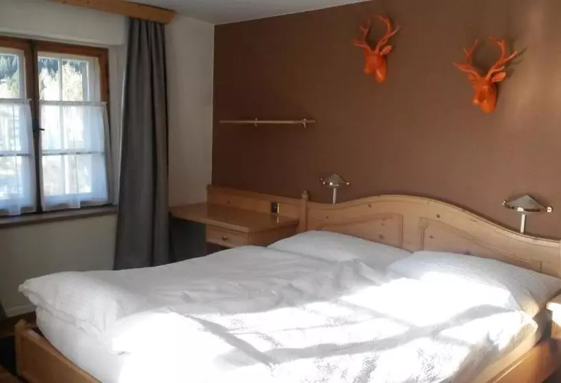 Hotel Danis