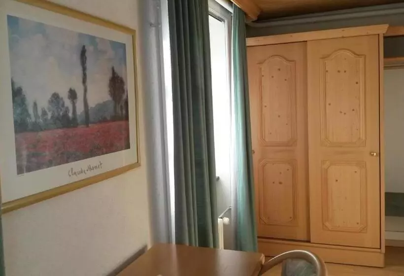 Hotel Danis