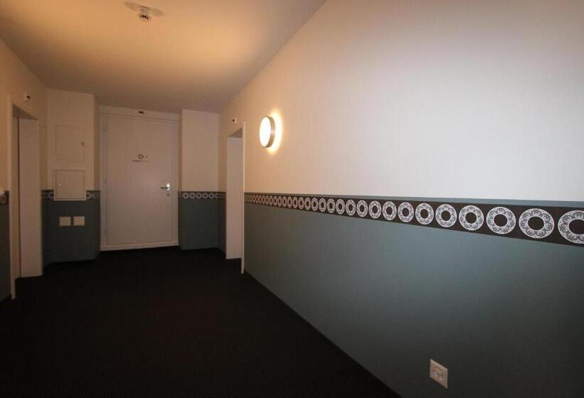 בית מלון כפרי Engel Am Bahnhof