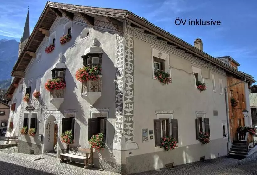 هتل Engiadina