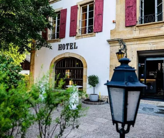 Hotelli Hôtel Restaurant Bellevue