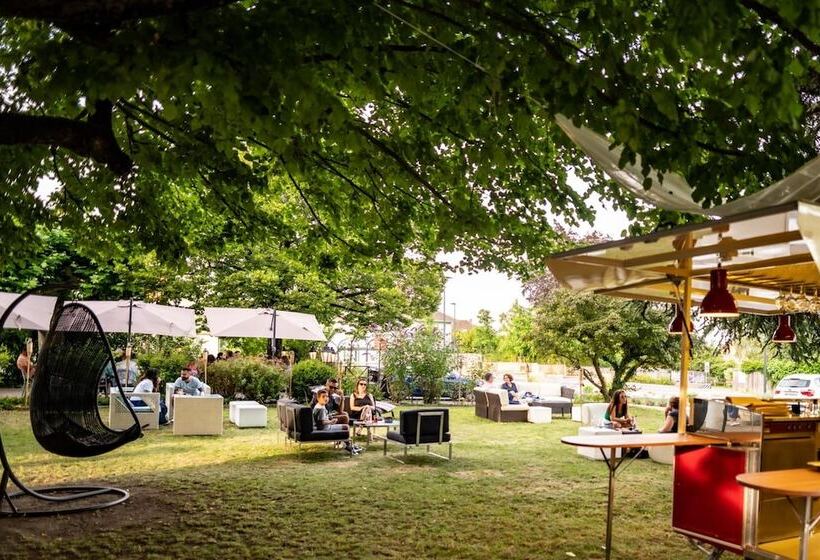 Отель Hôtel Restaurant Bellevue