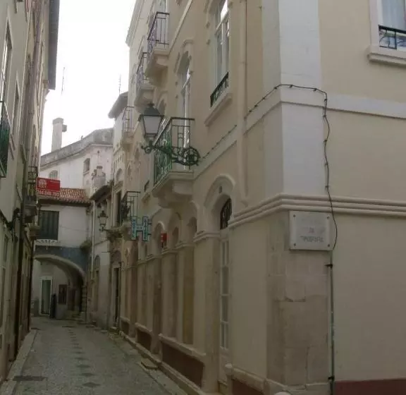 هتل Leiriense