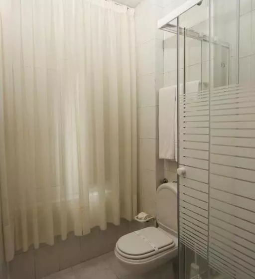 هتل Leiriense