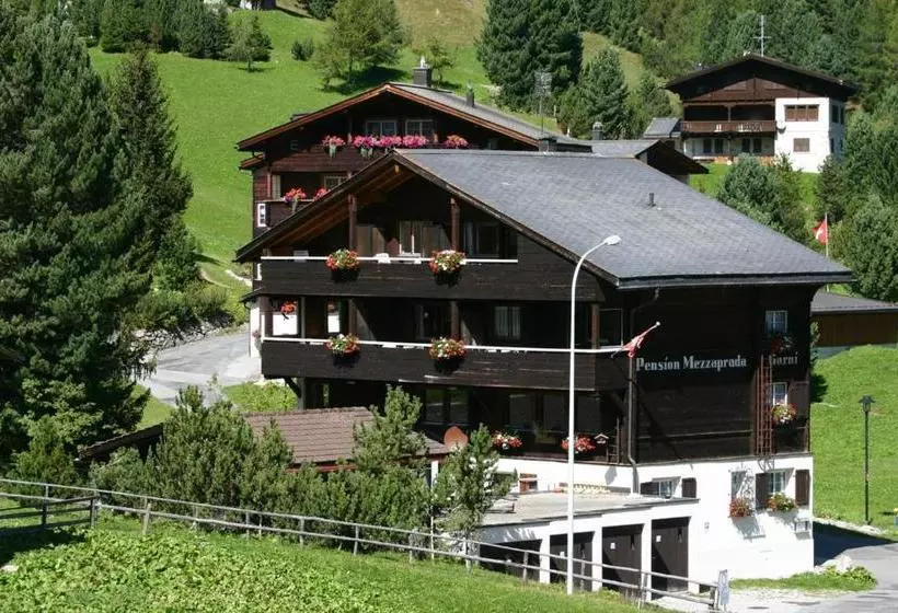 ホテル Pension Mezzaprada