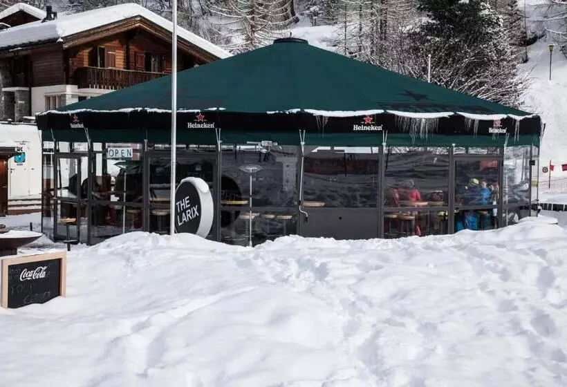 هتل The Larix Ski In Ski Out