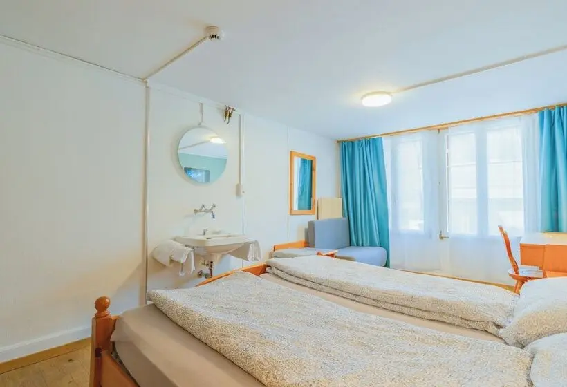 Self  Check  In Hotel Regina Beatenberg
