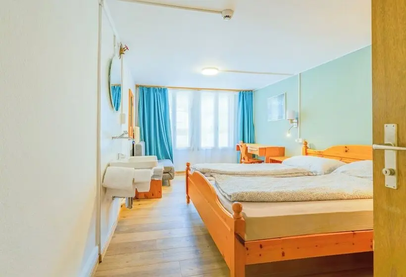 Self  Check  In Hotel Regina Beatenberg