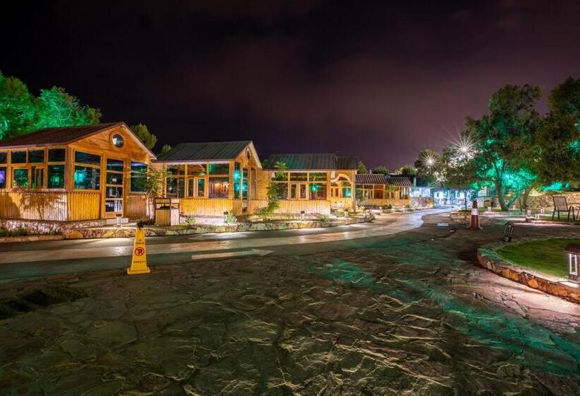 Vandrarhem نزل المنتجع السياحية