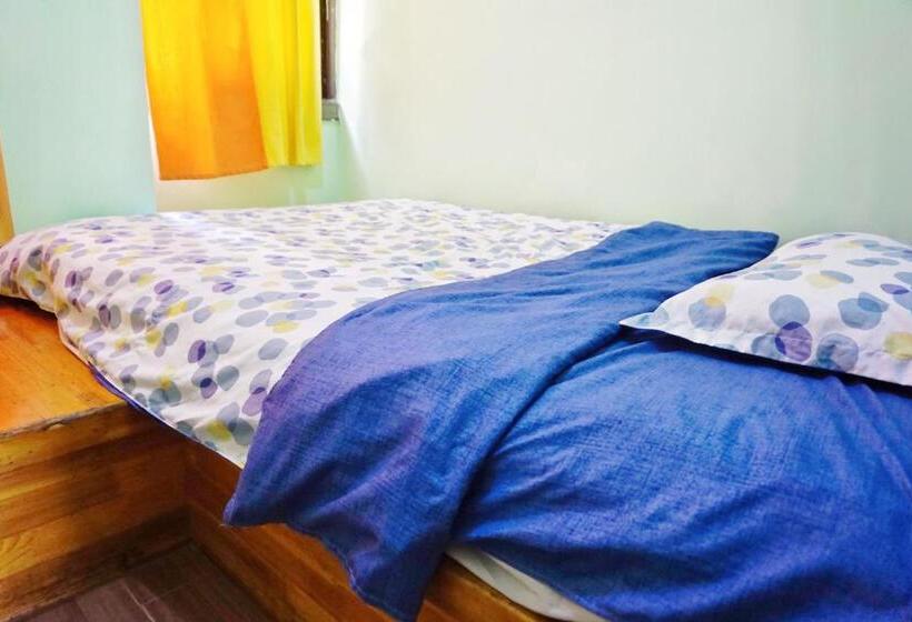 Общежитие 桂林时光驿青年客栈