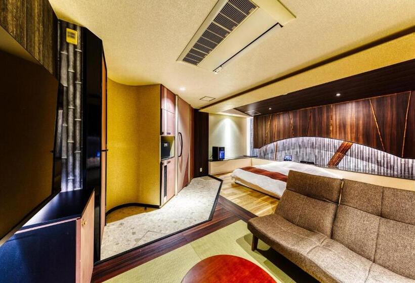 Отель Lotus Ibaraki  Adult Only