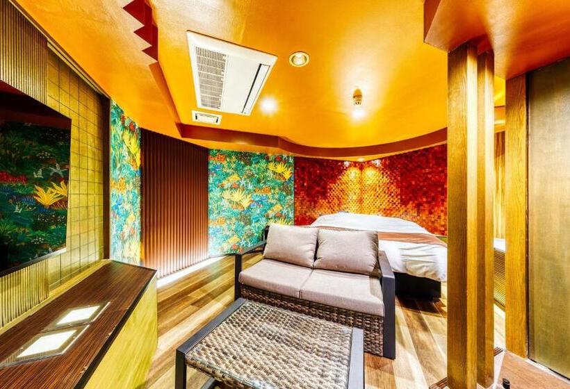 Отель Lotus Ibaraki  Adult Only